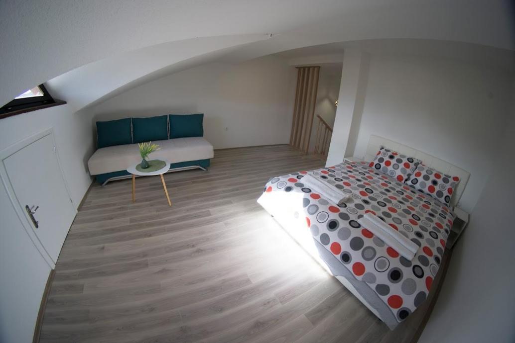 Apartmani Ivkovic+ Trebinje Exterior foto