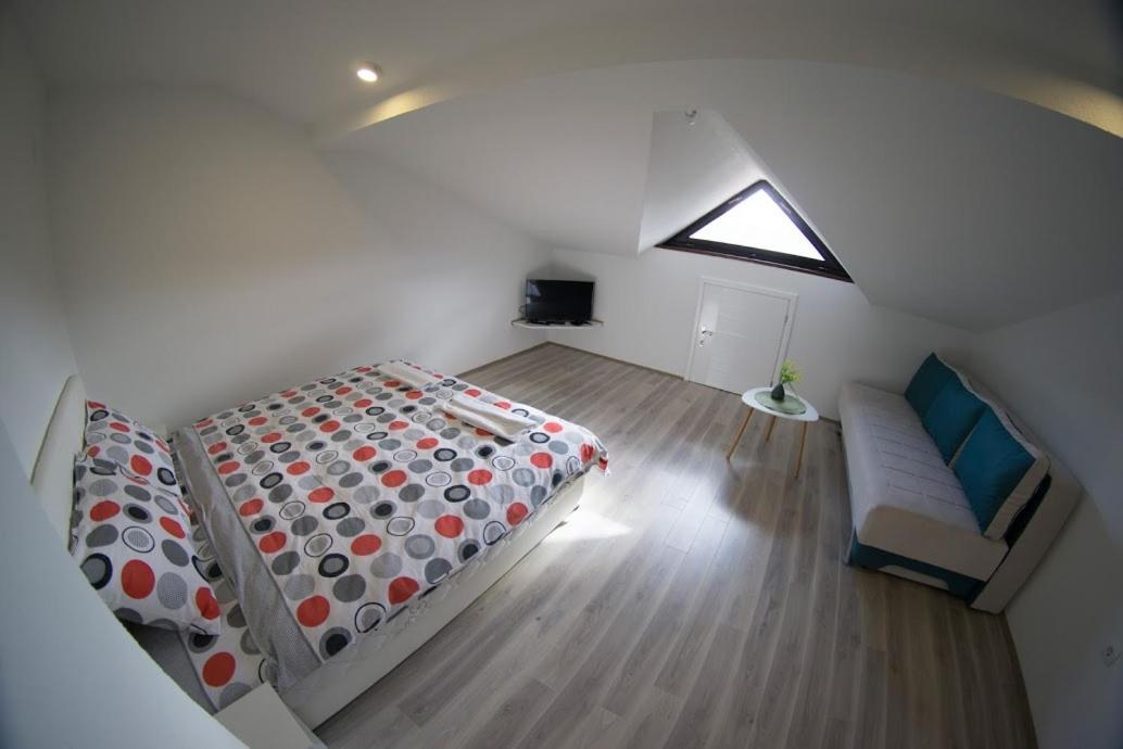 Apartmani Ivkovic+ Trebinje Exterior foto
